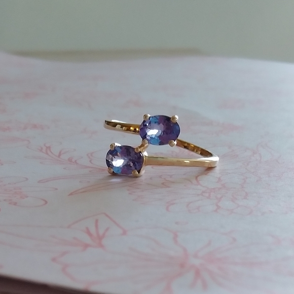 Jewelry - gorgeous tanzanite ring sz 10